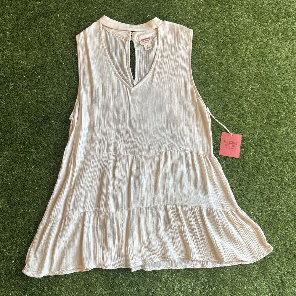 NWT Mossimo Supply Co Woman’s Small Peekaboo Choker Beige Tank Top